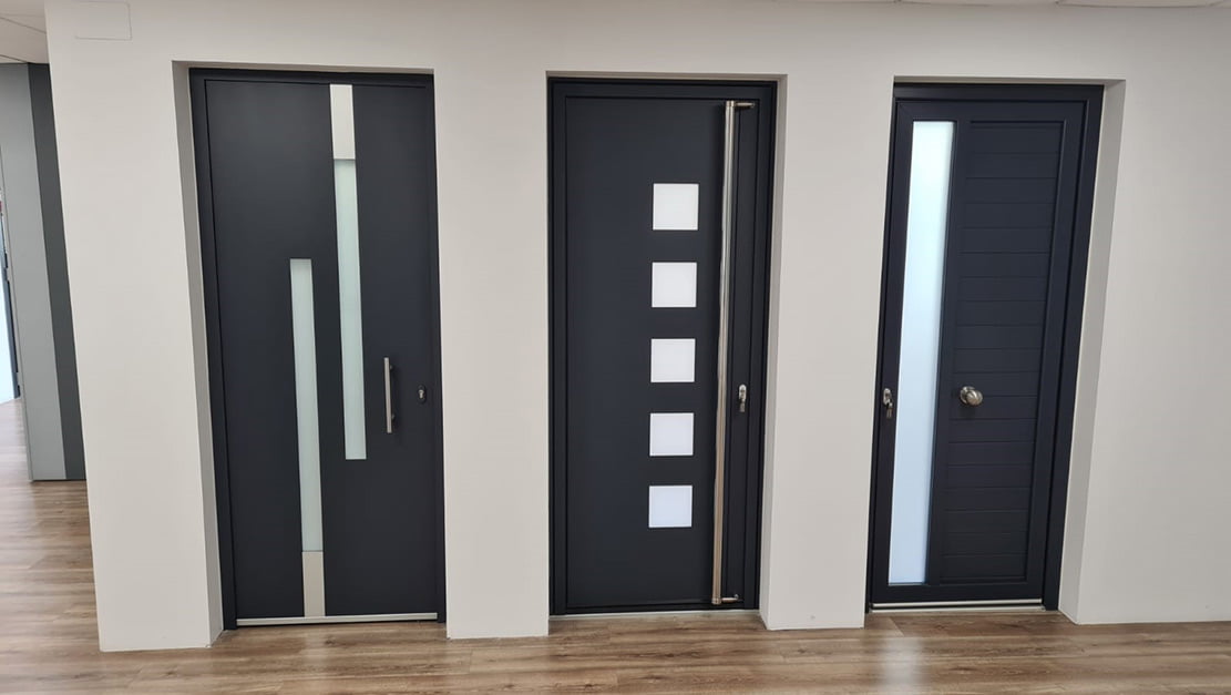 Puertas PVC - TecniMetalGlass, Carpintería de Aluminio